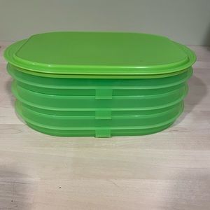 Tupperware stackable food container